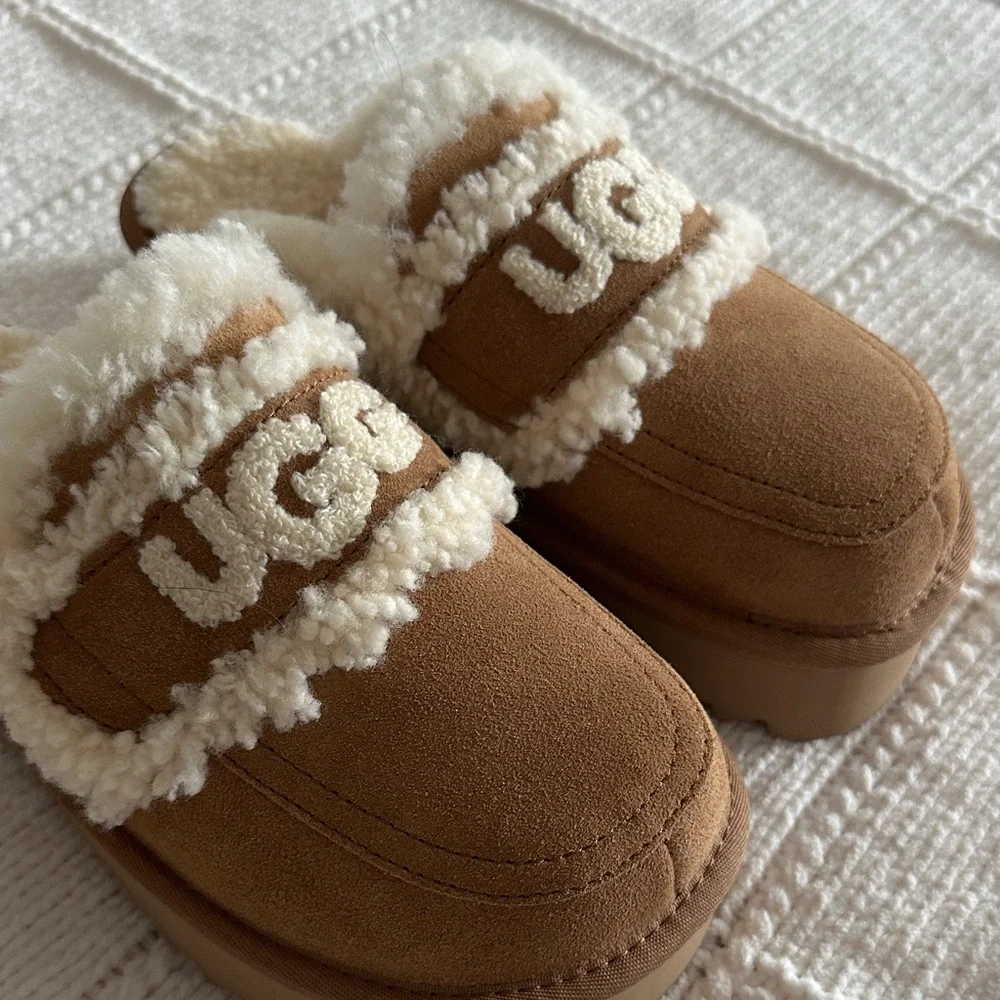 🌿 UGG Slipper/Shoes. NWT. - Picture 14 of 15
